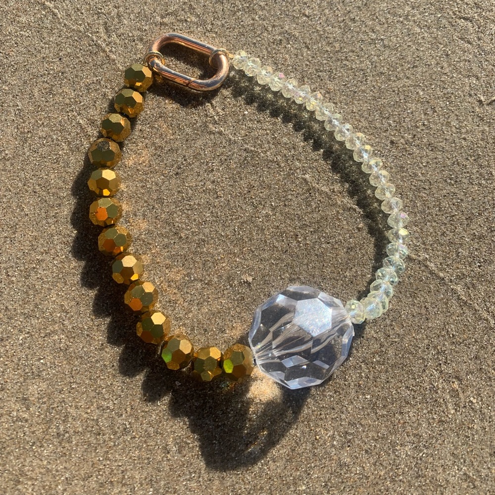 ✨🤍 Sparkly Gold and Clear Beaded Choker Necklace🤍✨